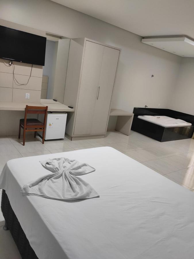 Plaza Hotel Mineiros Kültér fotó